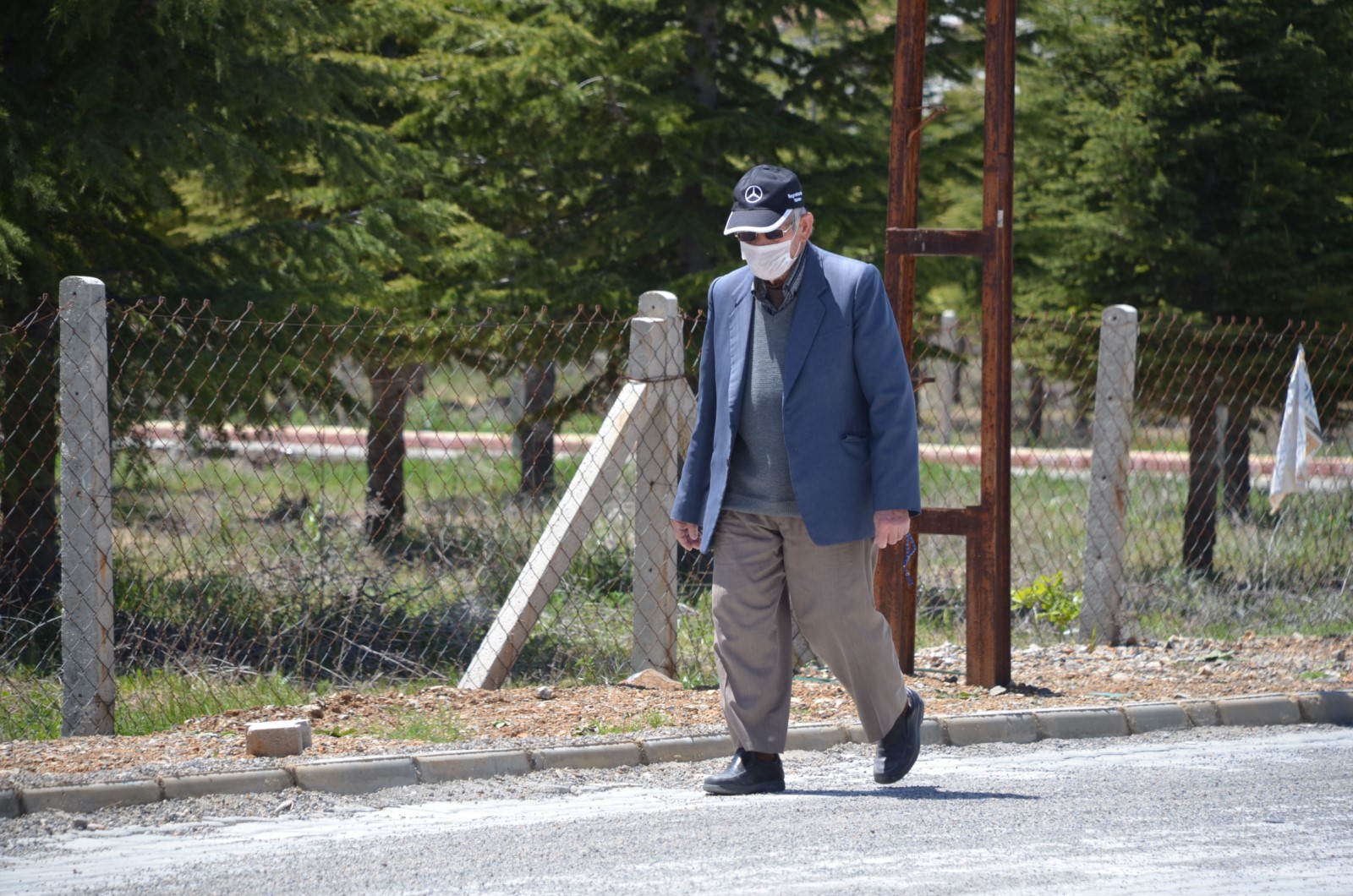 Sokağa maskesiz çıkılmayacak