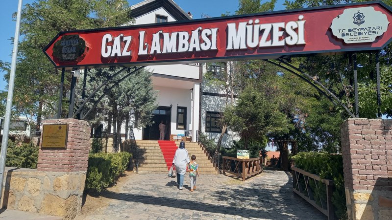 Gaz Lambası Müzesi açıldı