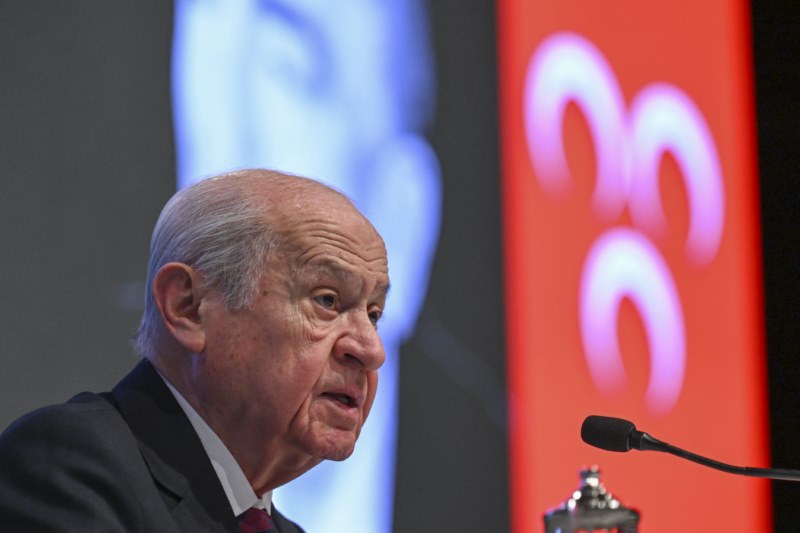 Bahçeli: "24 saat dolmuştur, bizde geri adım yoktur"