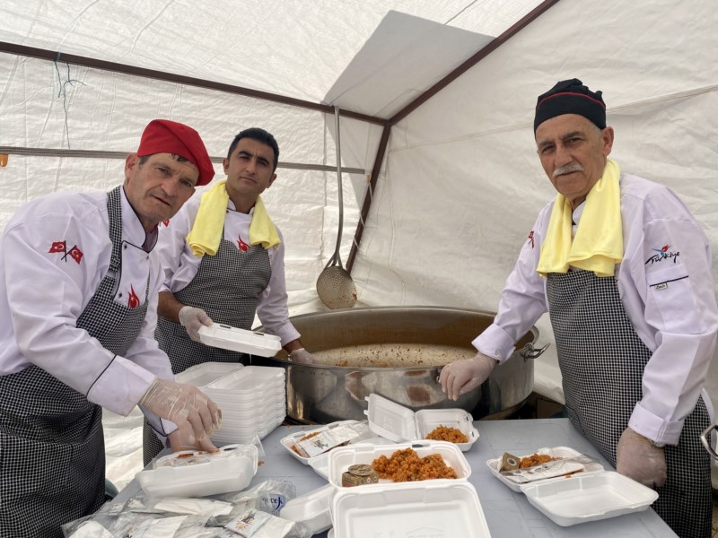 Ahiliğin pilav, helva ve şerbet ikramı geleneği halen yaşatılıyor