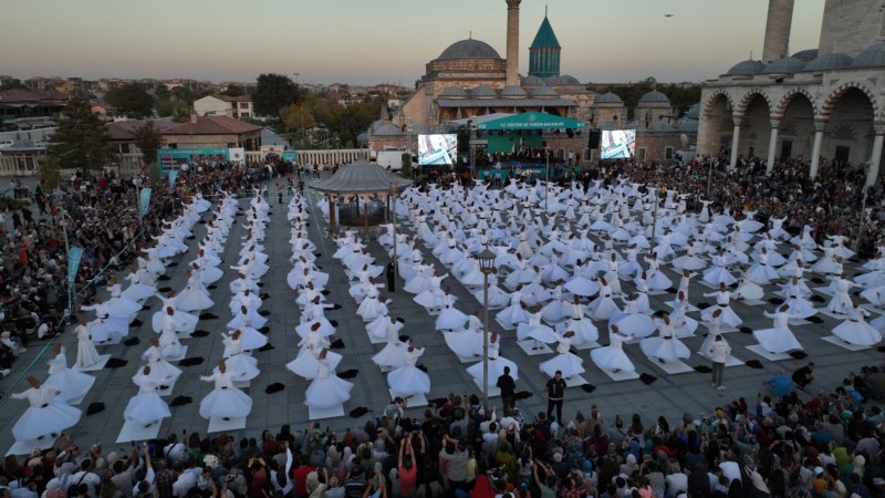 Kültür Yolu Festivali’nde muhteşem sema ayini