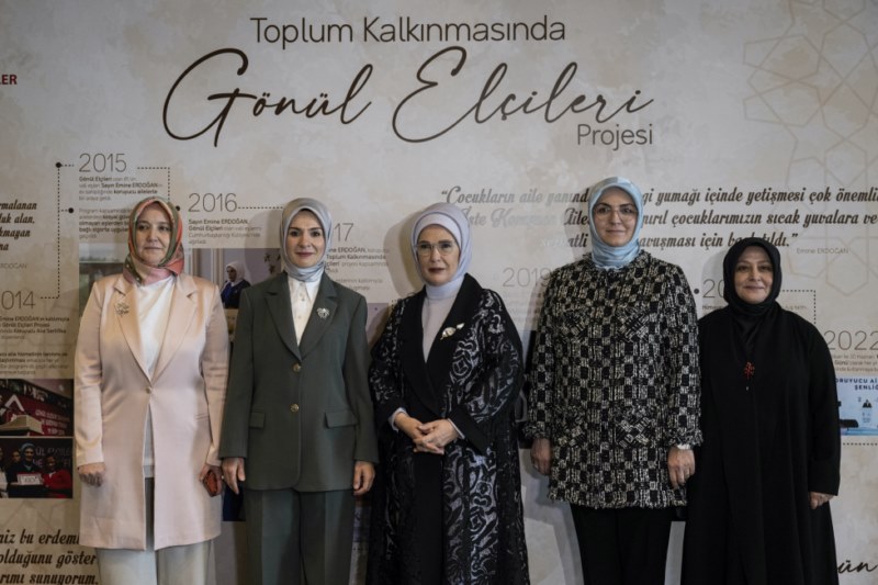 Emine Erdoğan Gönül Elçileri Programı'nda