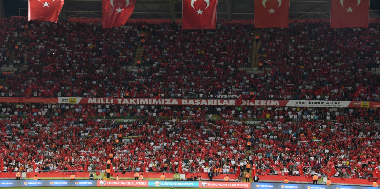 Milliler tur için çıktı, umutlar play-off'a kaldı