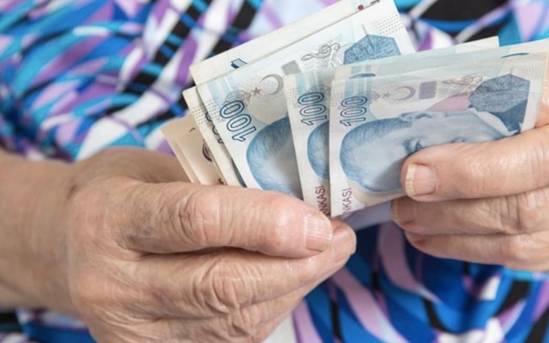 Bankalar promosyon yarışına girdi! İşte emekliye 12 bin 500 lira veren bankalar