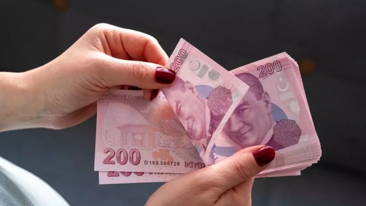 En yüksek emekli promosyonunu o banka veriyor! Yarış kızıştı, rakamlar arttı