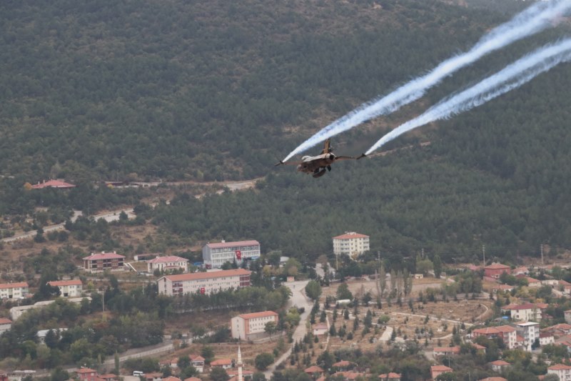 SOLOTÜRK'ten gösteri...