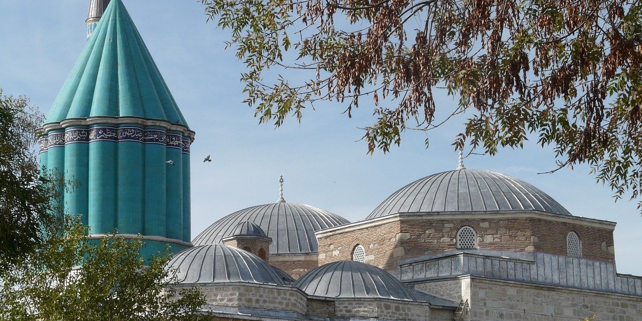 Konya'ya İstanbul ve İzmir'den büyük göç... İstanbul'dan akın akın göç başladı. İşte nedeni