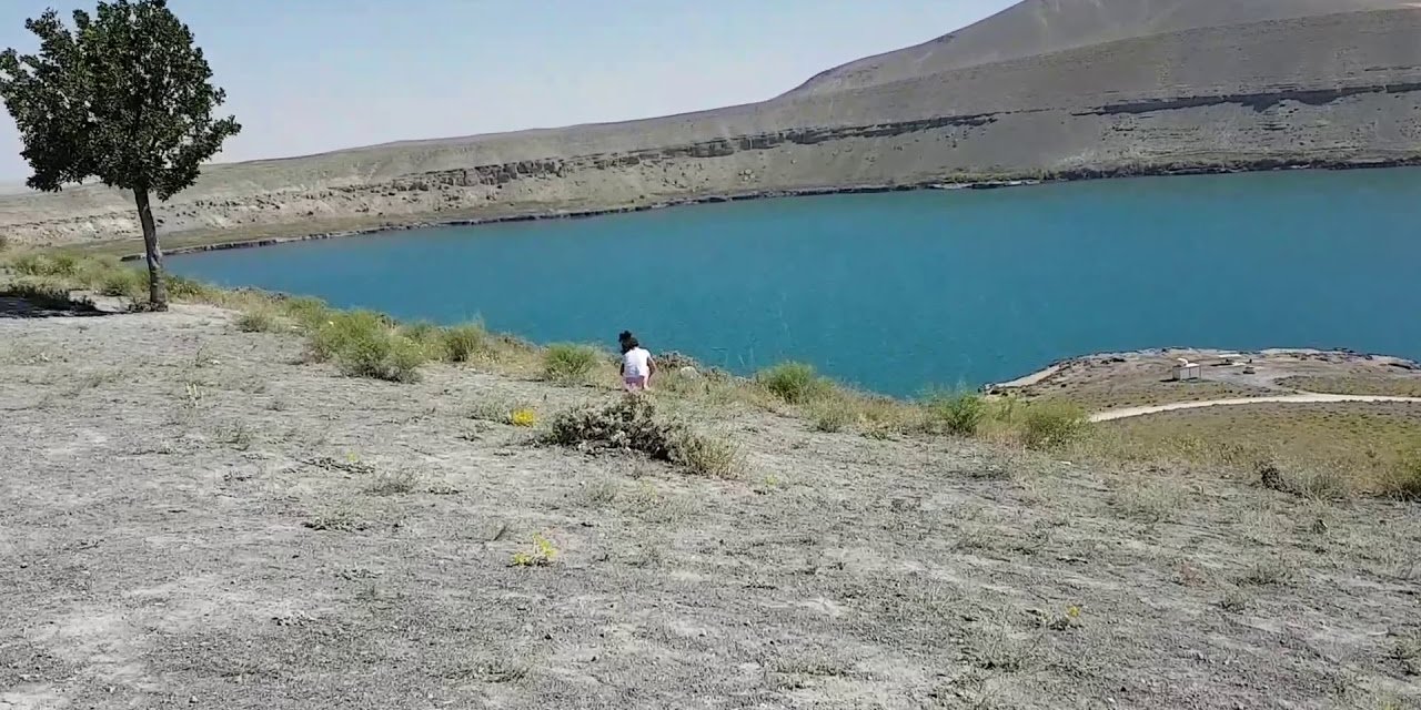 Konya'daki Acıgöl temizlendi. Tonlarca çöp toplandığı öğrenildi