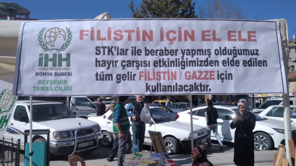 Filistin ve Gazze için hayır çarşısı