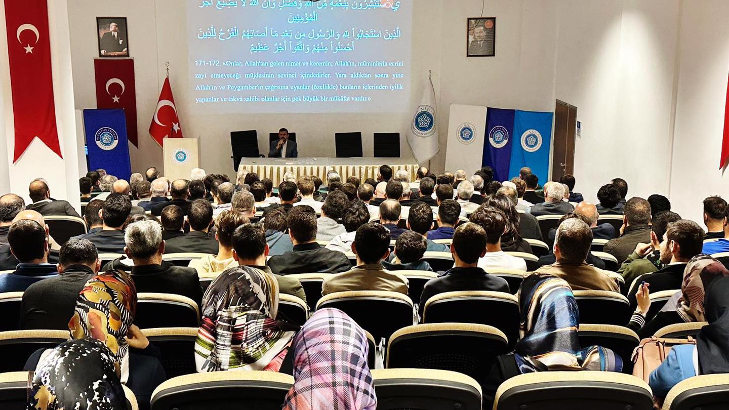 "Milli mücadelede din adamları" konferansı gerçekleştirildi