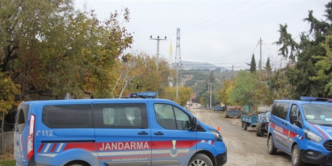 Darp edilerek öldürülen kişinin cesedi toprağa gömülü halde bulundu