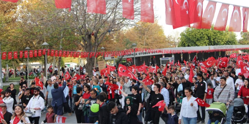 CHP Konya’dan 100 yıllık gurur yürüyüşü