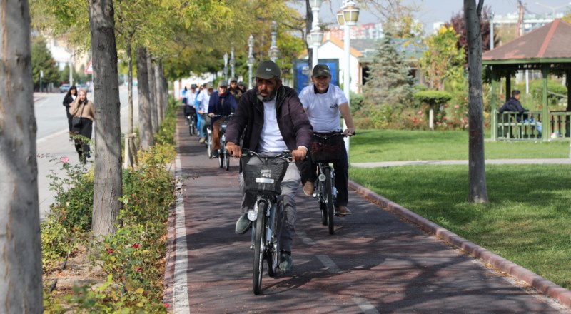 Konya'da rehabilite edilen hastalara moral etkinliği