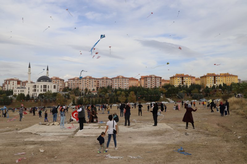 Uçurtma festivali büyük ilgi gördü