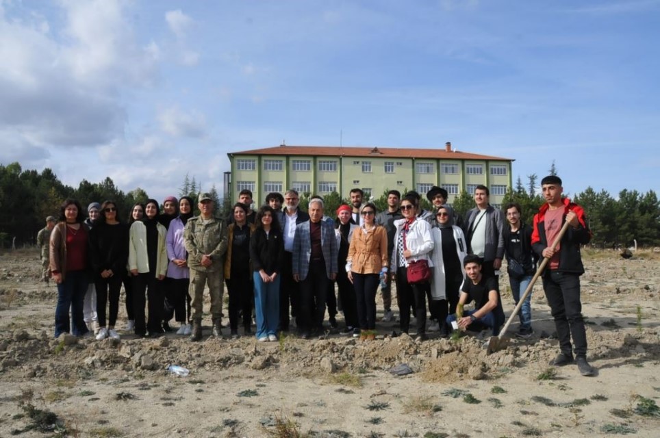 Akşehirli çocuklar geleceğe nefes oldu