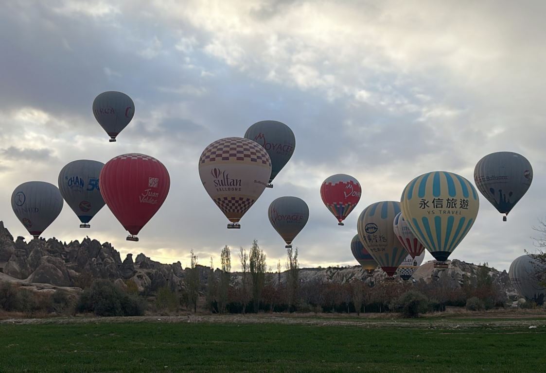 Olumsuz hava şartları nedeniyle 12 gündür balon turu yapılamıyor