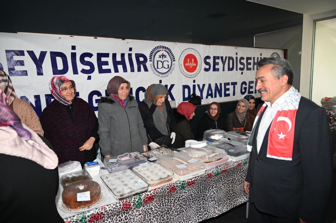 Konya'da Gazze için kermes yapıldı