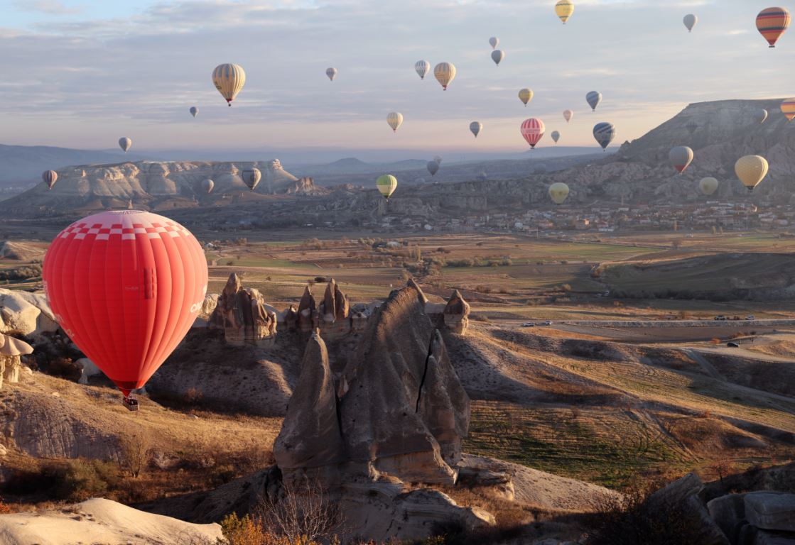 5 kişinin uçuşuyla başlayan sıcak hava balonculuğu turizmin lokomotifi haline geldi