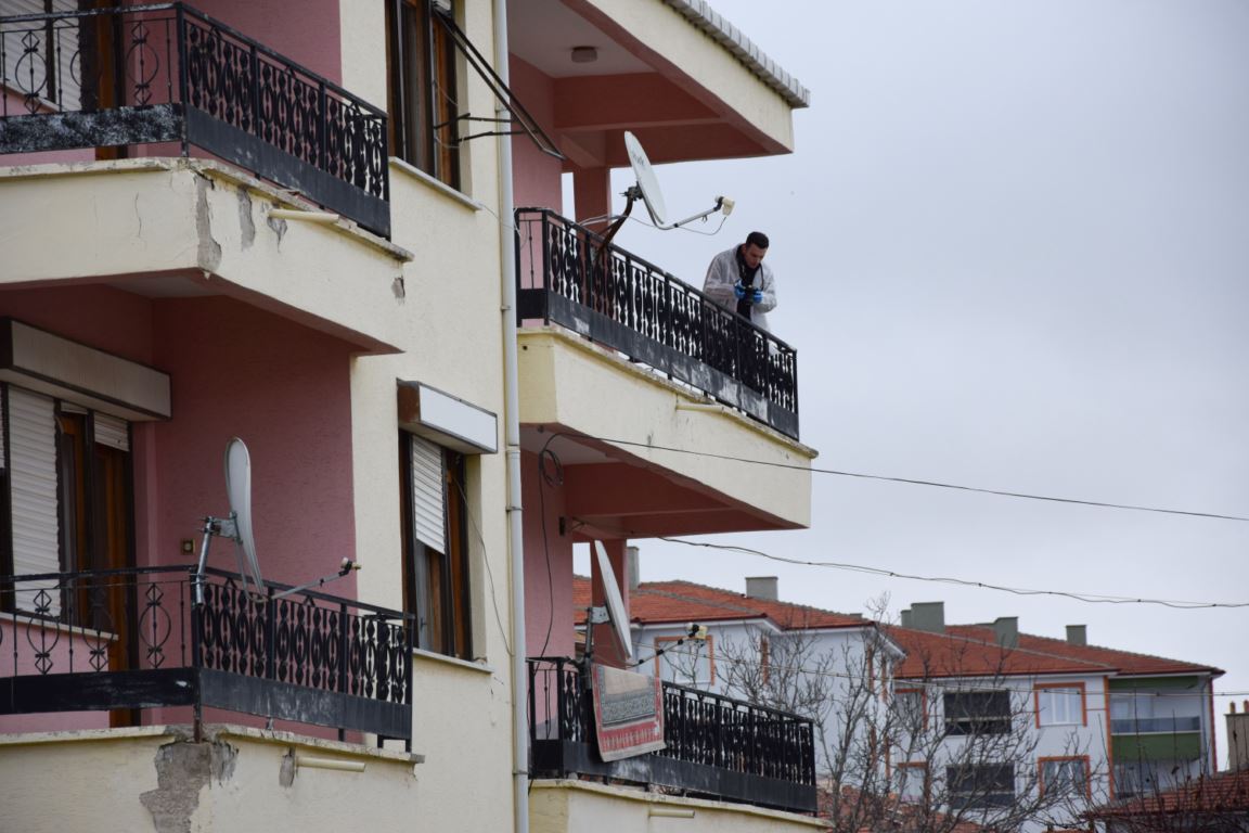 Anten tamir ederken canından oldu