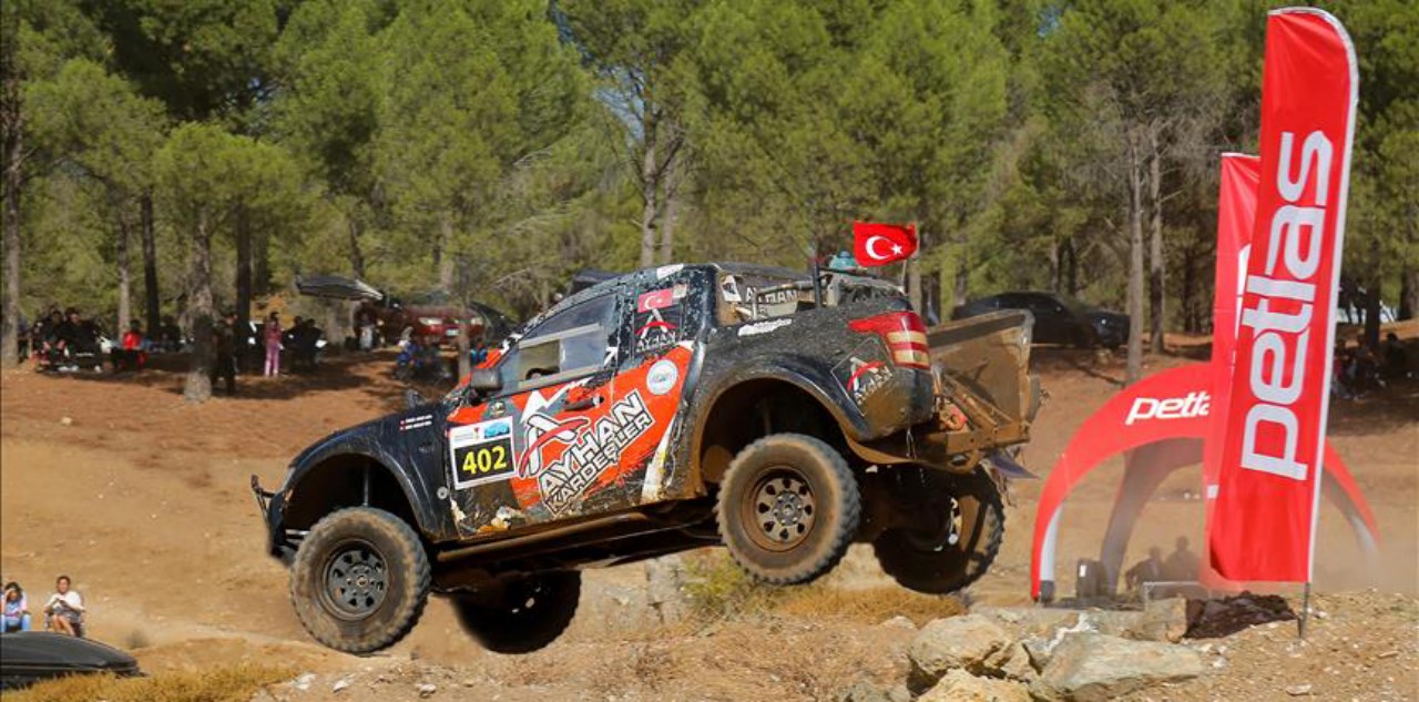 Konyalı Off-Road’cular tozu dumana kattı