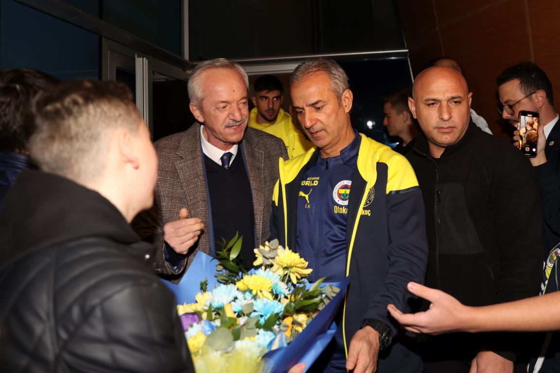 Fenerbahçeliler Kayseri'ye ulaştı