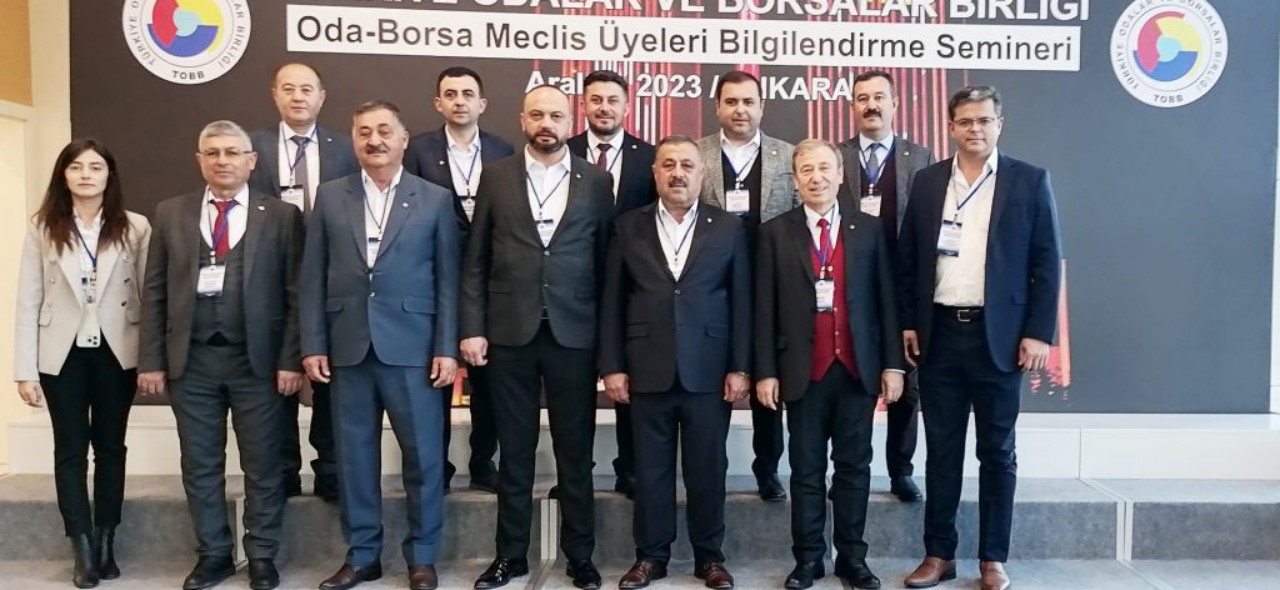 Karapınarlı iş insanları TOBB seminerine katıldı