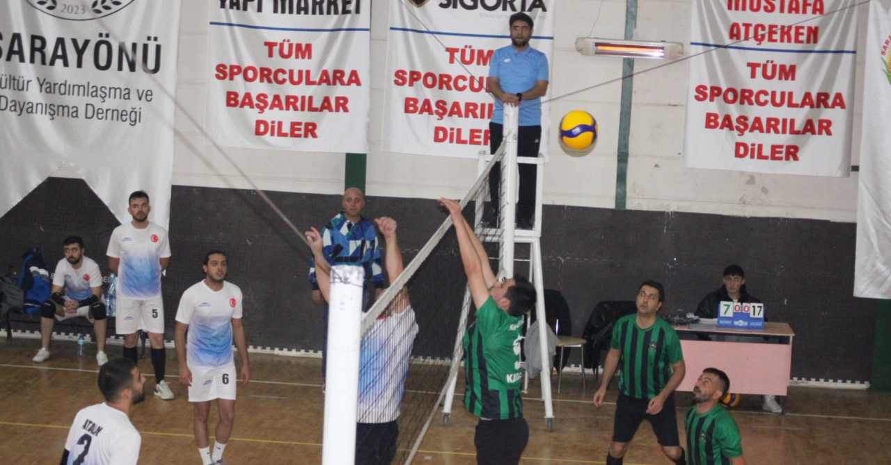 Voleybol turnuvası tüm heyecanı ile devam ediyor