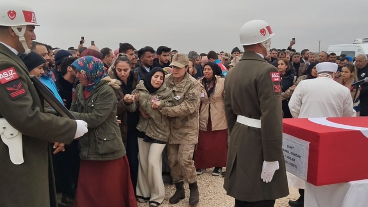 Şehit Piyade Sözleşmeli Er Cebrail Dündar gözyaşlarıyla uğurlandı