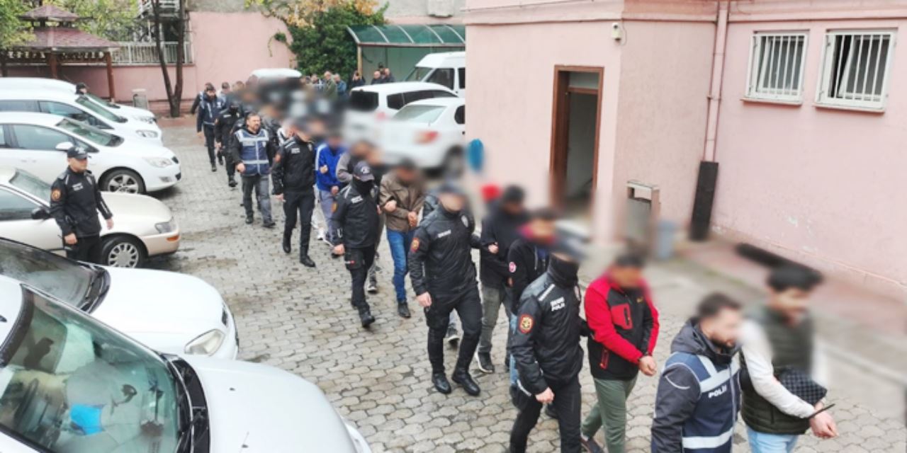 Konya Emniyeti’nden 40 ekip 107 personelle operasyon: 71 kişi yakalandı