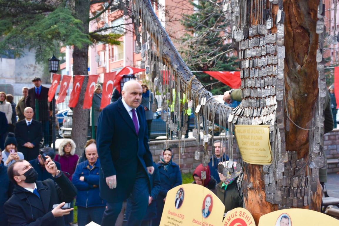 Şehitlerin anısı bu ağaçta yaşatılacak