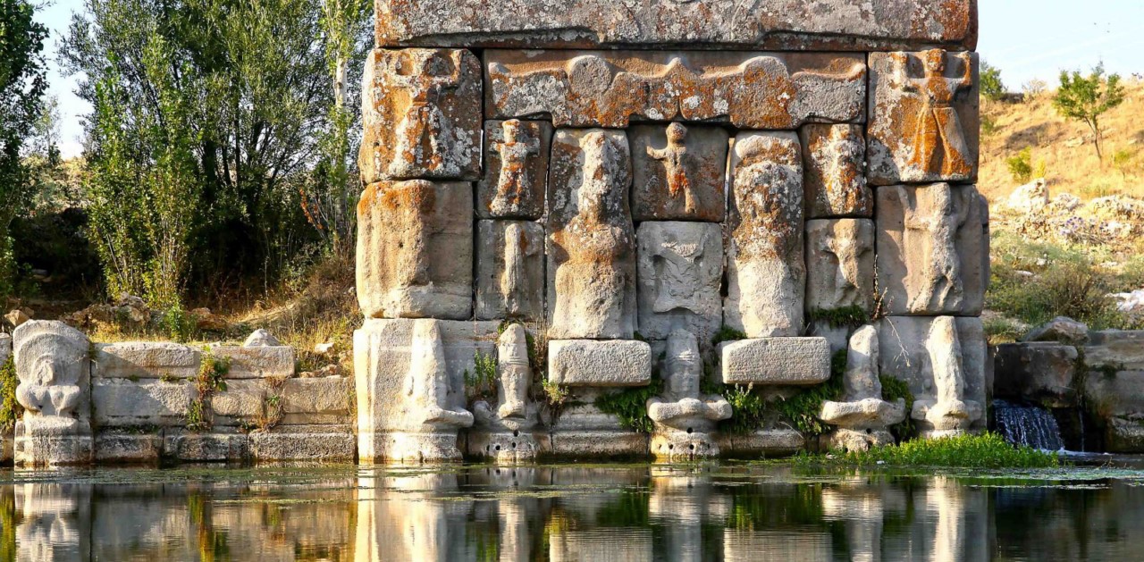 “Eflatunpınar Hitit Su Anıtı” tarihe meydan okuyor