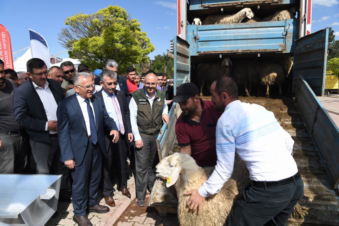 Büyükşehir, tarım ve hayvancılığa 205 milyon liralık yatırım yaptı