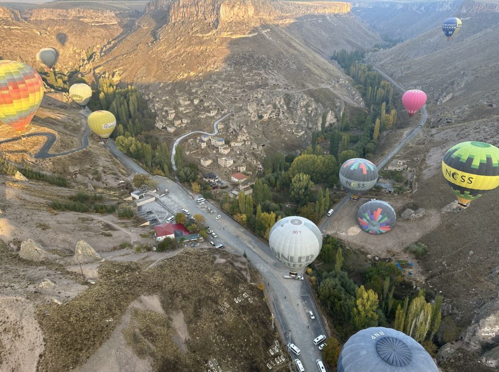 Bu vadide 1 yılda 15 binden fazla turist balon turu yaptı