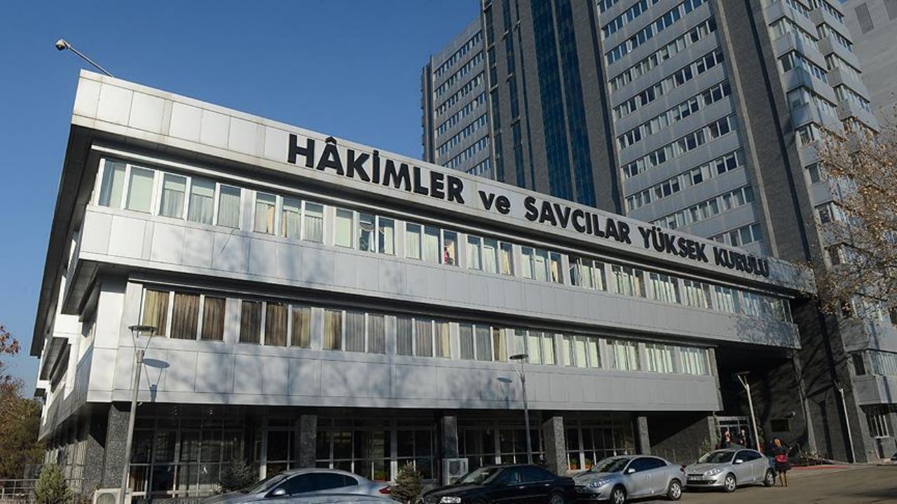 HSK'nin 213 hakimle ilgili müstemir yetki kararnamesi yayımlandı