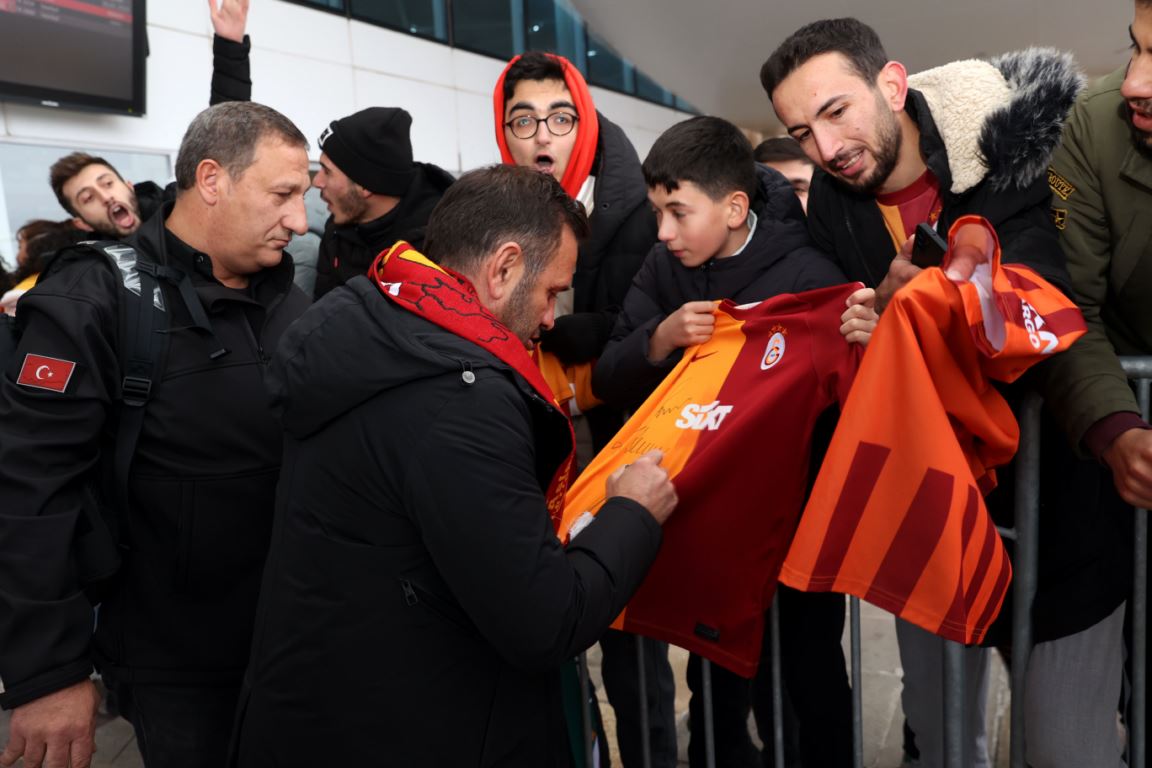 Galatasaray ekibi, Sivas'a geldi