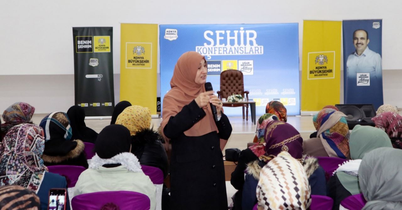 Saliha Erdim semineri; “Ailede Filistin Gündemimiz Var Mı”