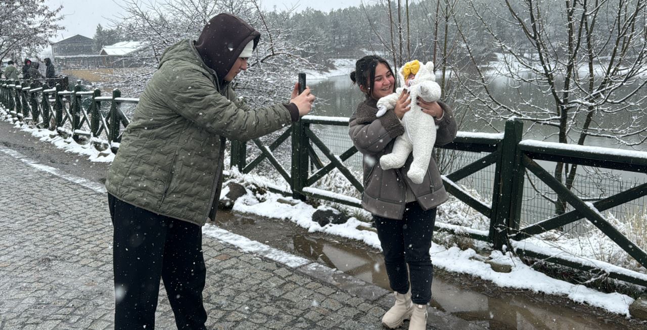 Yüksek yerlerde kar yağışı etkili olmaya başladı