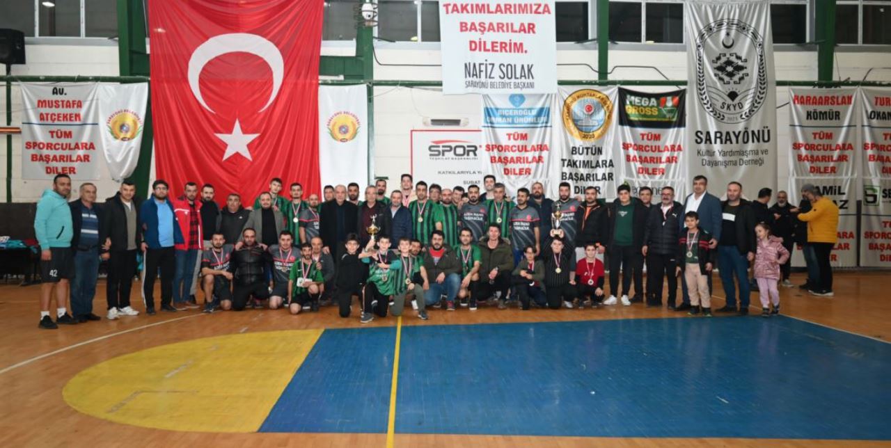 Voleybolda heyecan sona erdi; Şampiyon Belediye