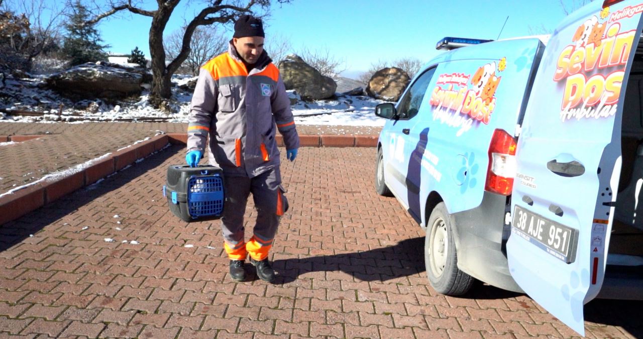 ''Sevimli Dost Ambulansı'' 7 gün hizmet veriyor