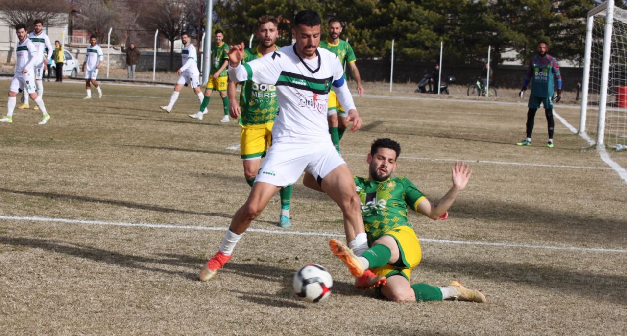 BAL ligi 7’nci grubunda 203 gol atıldı