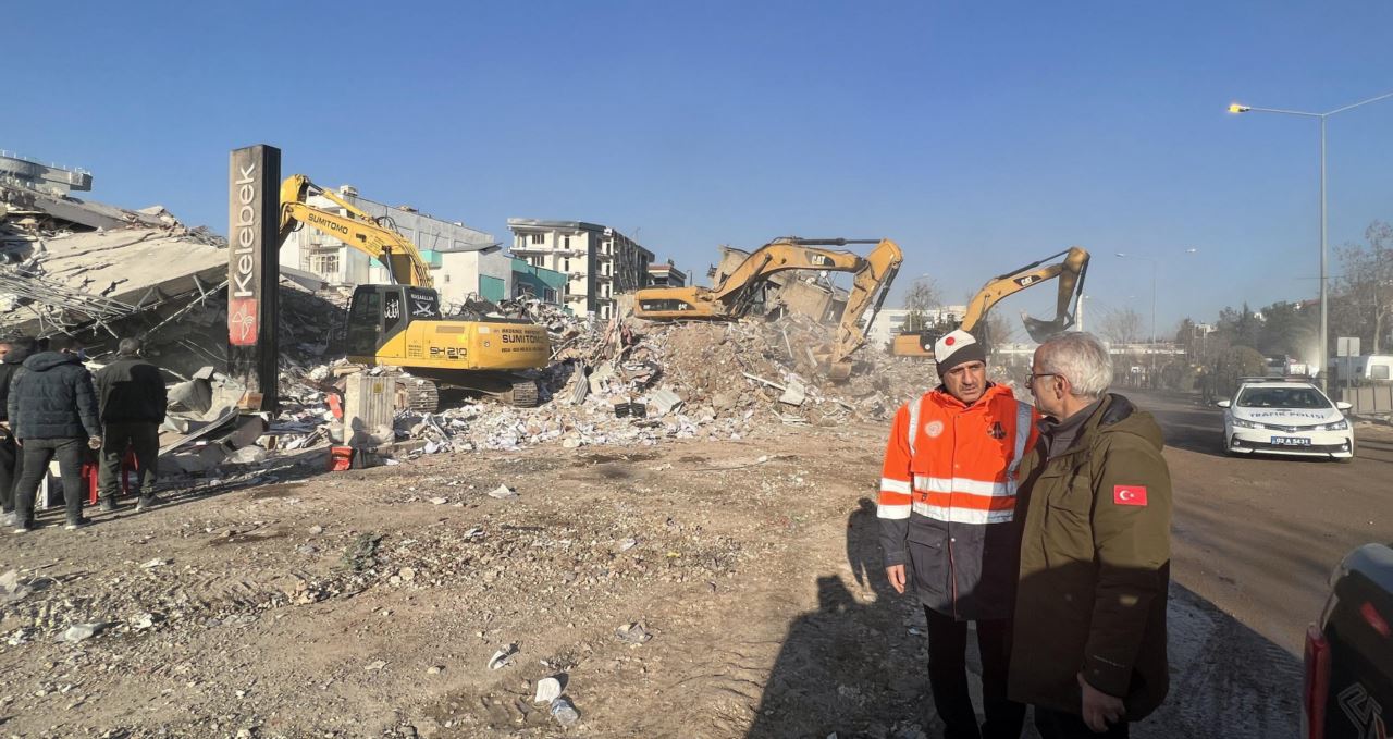 ULAŞIMDA ÖNCELİK DEPREM BÖLGESİNE