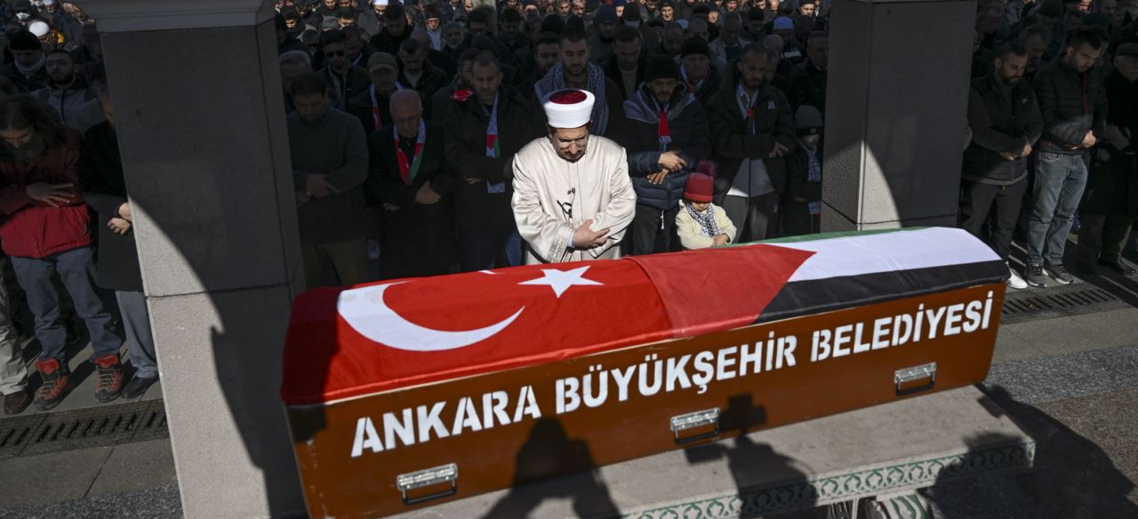 Tedavi için Ankara'ya getirilen Filistinli yaşamını yitirdi