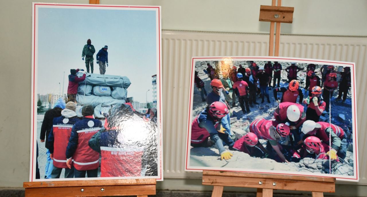 ''Asrın Felaketi'' konulu fotoğraf sergisi açıldı