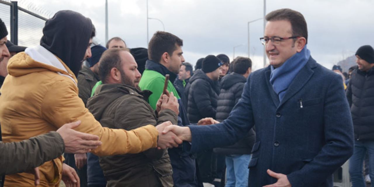 CHP’li Bektaş’tan Eti Alüminyum işçilerine destek: Haklarını verin