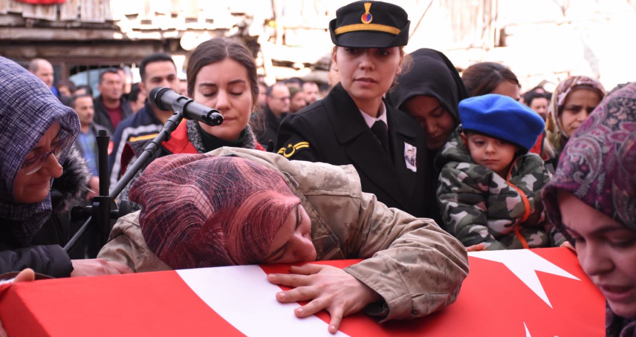 Şehit Uzman Çavuş gözyaşları içinde uğurlandı