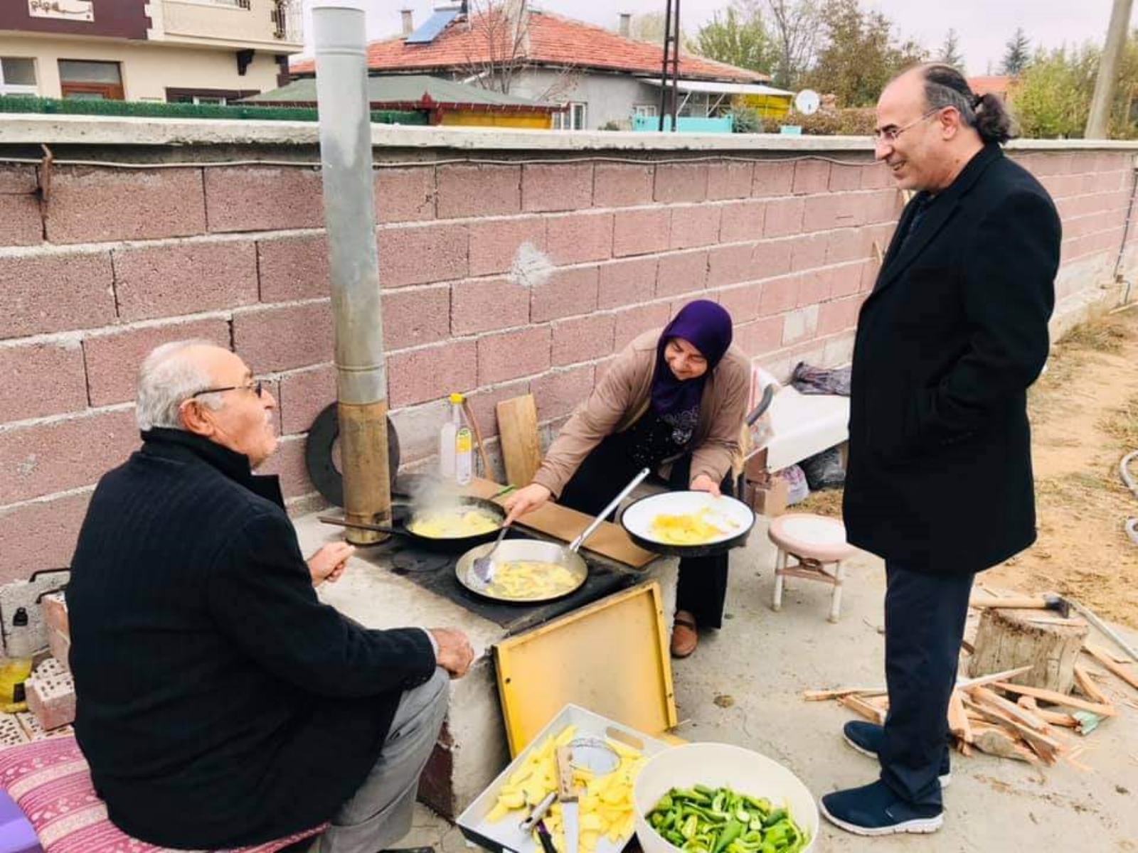 Bağ evinde kızartma keyfi