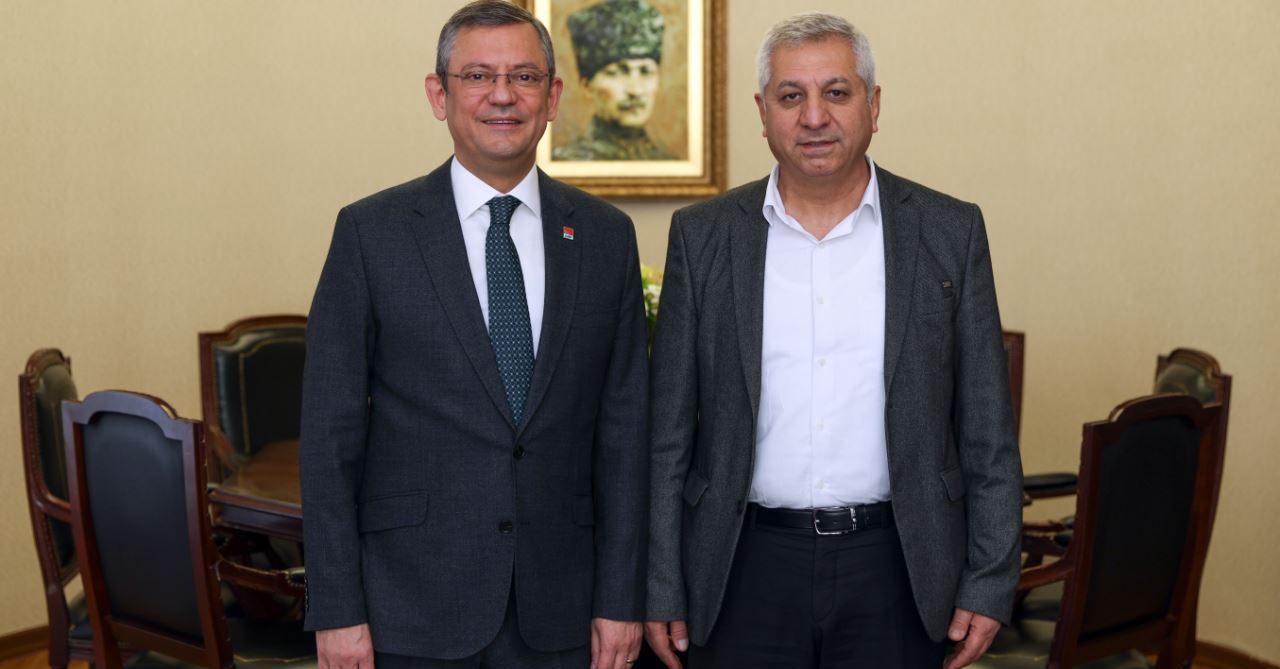 CHP Genel Başkanı Özel, Emek Partisi Genel Başkanı Aslan'la bir araya geldi