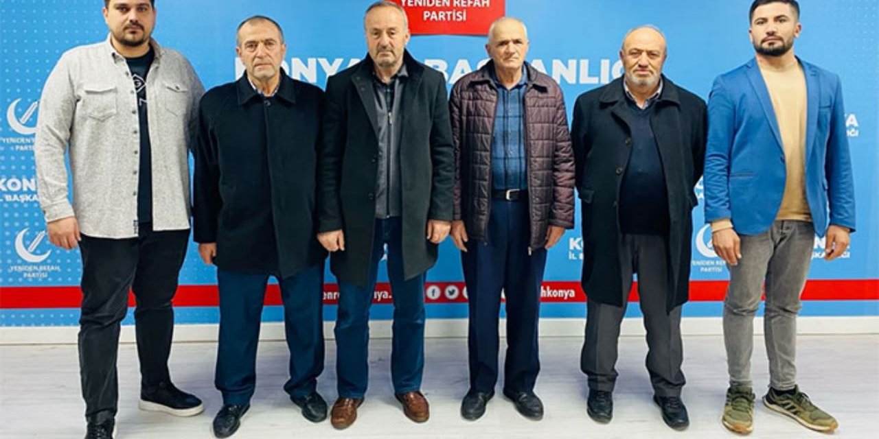 Konya'da Ak Parti ve BBP'nden istifa edenler YRP'ne geçti