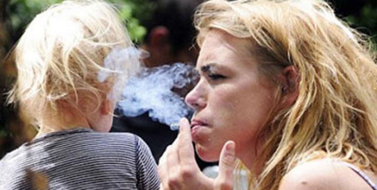 Sigara dumanına maruz kalan çocuklar en az salgın kadar tehdit altında