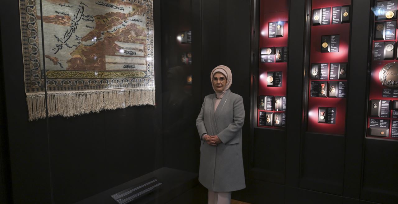 Emine Erdoğan, Ankara Palas Müzesi'ne ziyarette bulundu